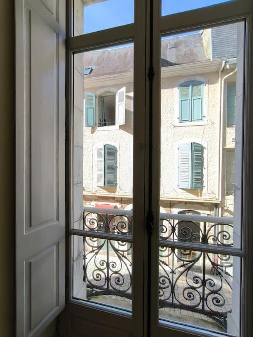Spacieux-6 Pers-bien Equipe-quartier Du Chateau Pau