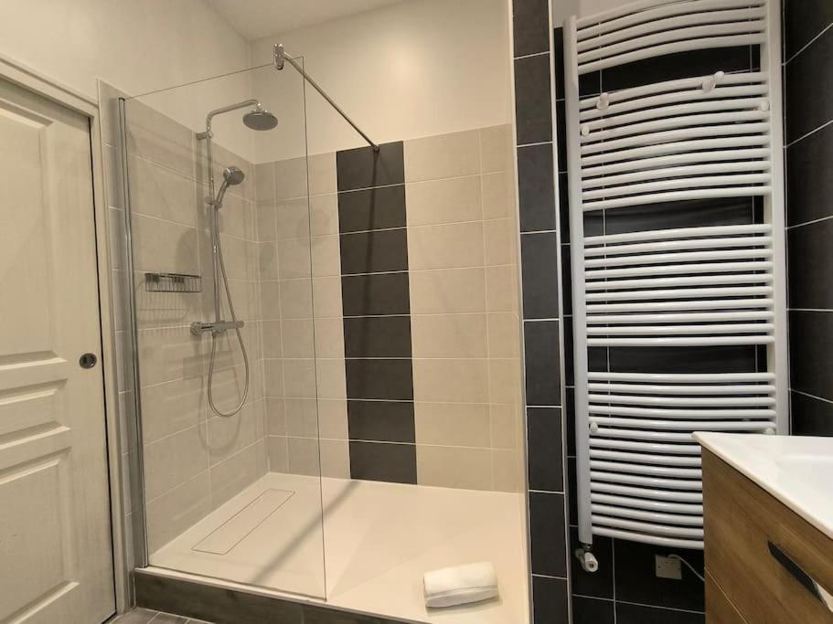 Appartement Spacieux-6 Pers-bien Equipe-quartier Du Chateau